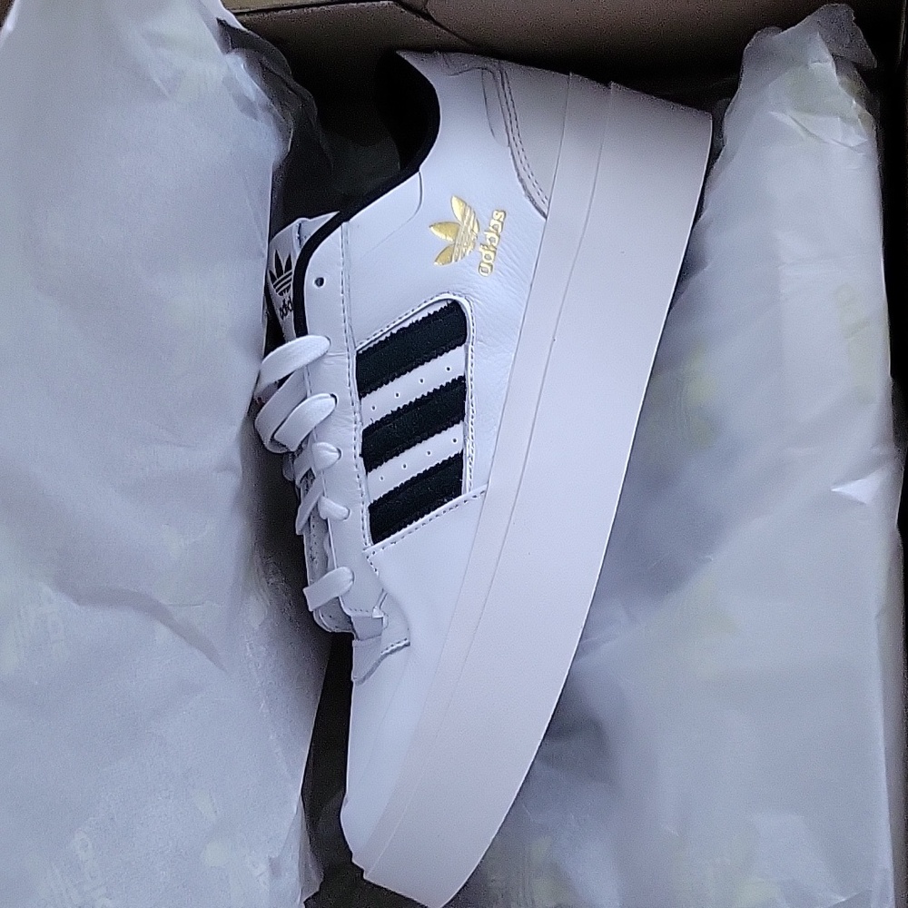 Adidas Forum Bonega 10.5 Womens white black stripe sneakers